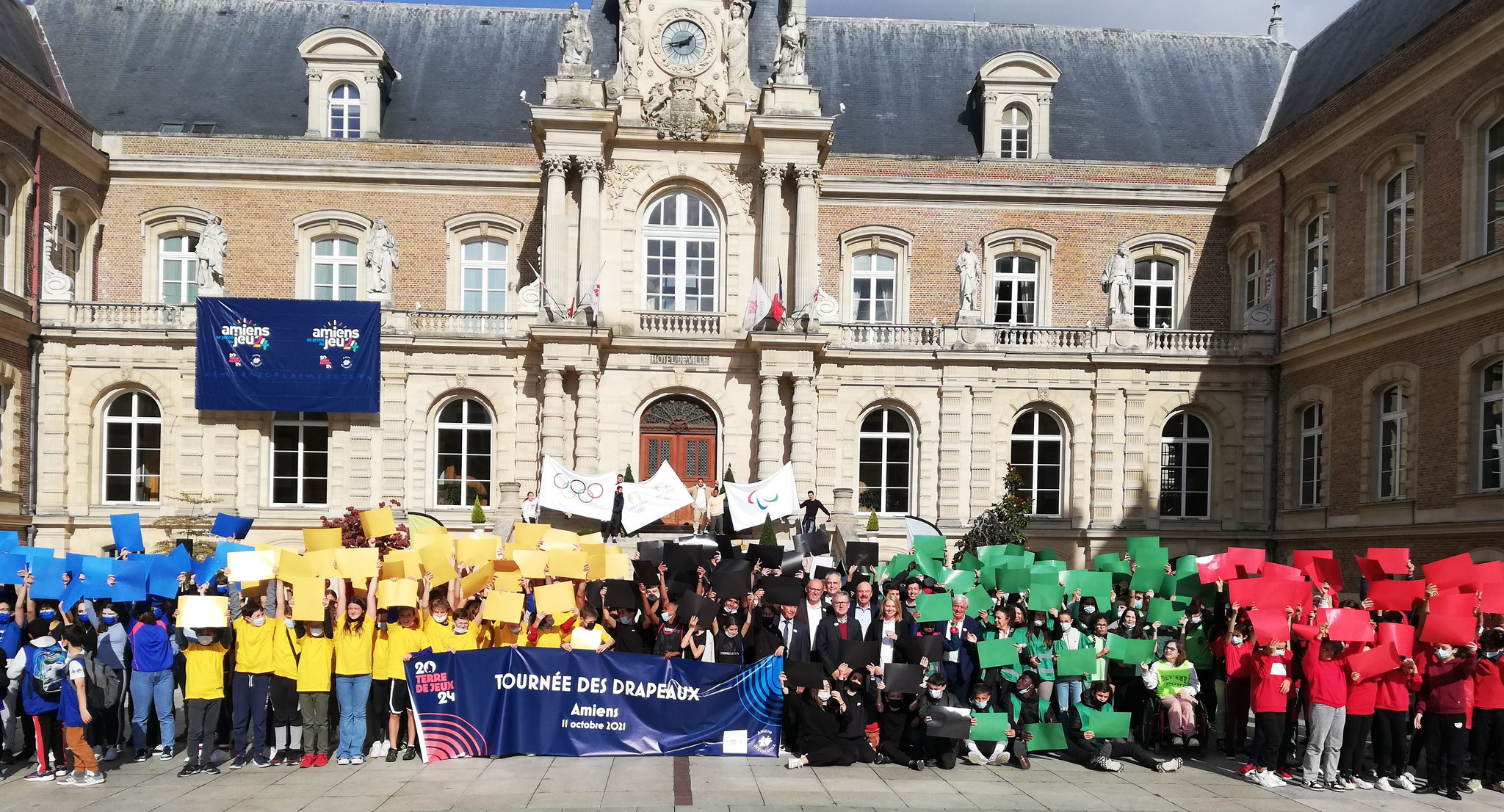 Tournée des Drapeaux - Amiens -